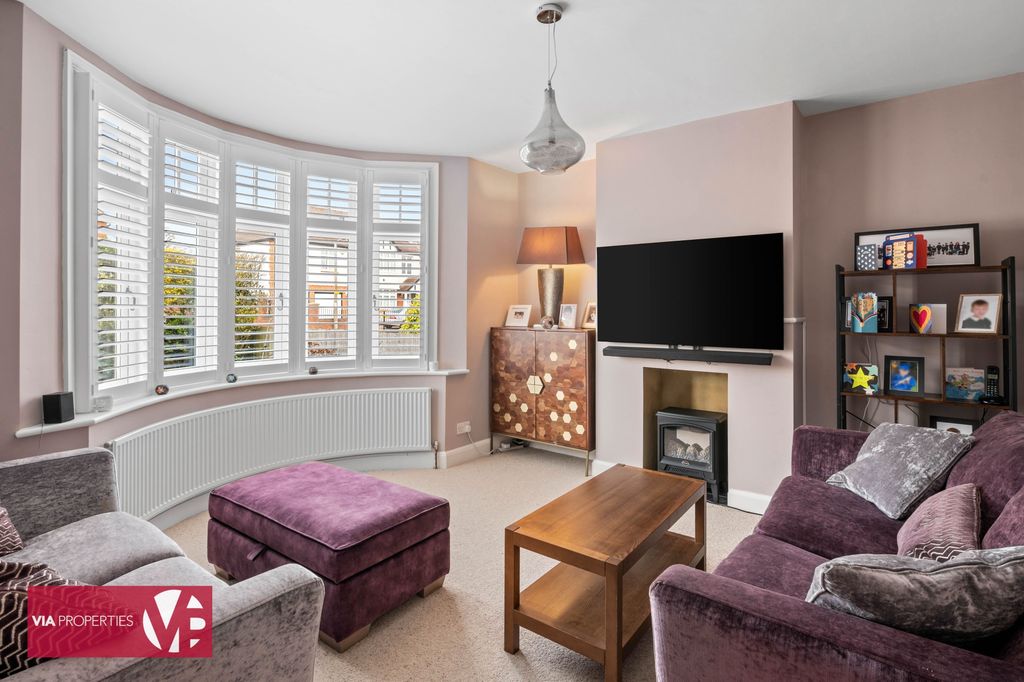 Additional image 14 of 4 bed detached house for saleMckenzie Road, Broxbourne EN10