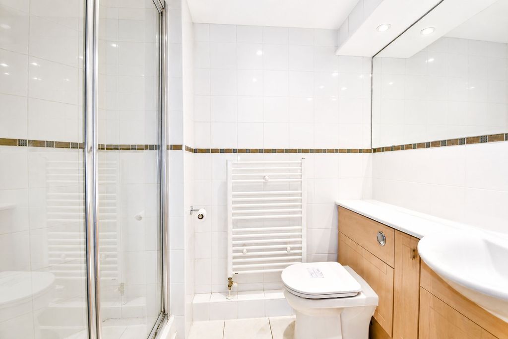 Additional image 5 of 2 bed flat for saleChapel Road, Alderley Edge SK9