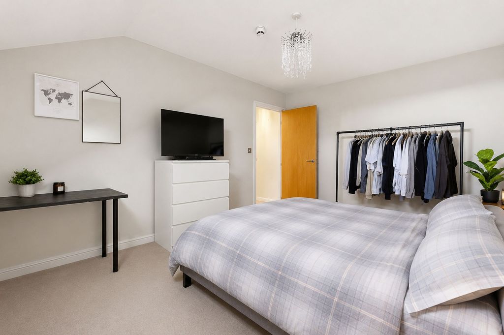 Additional image 12 of 3 bed flat for saleMarkham Quay, Camlough Walk, Chesterfield S41