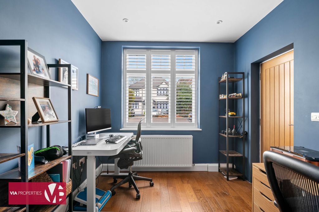 Additional image 18 of 4 bed detached house for saleMckenzie Road, Broxbourne EN10