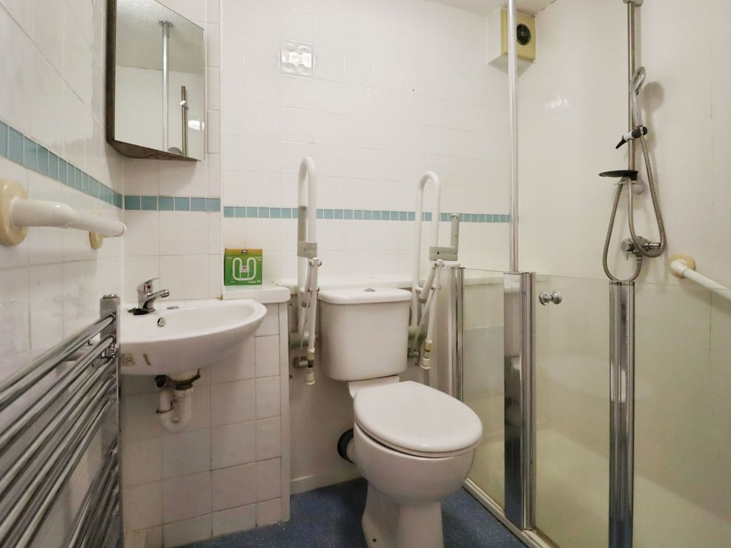 Additional image 6 of 2 bed flat for saleWordsworth Avenue, Cardiff CF24