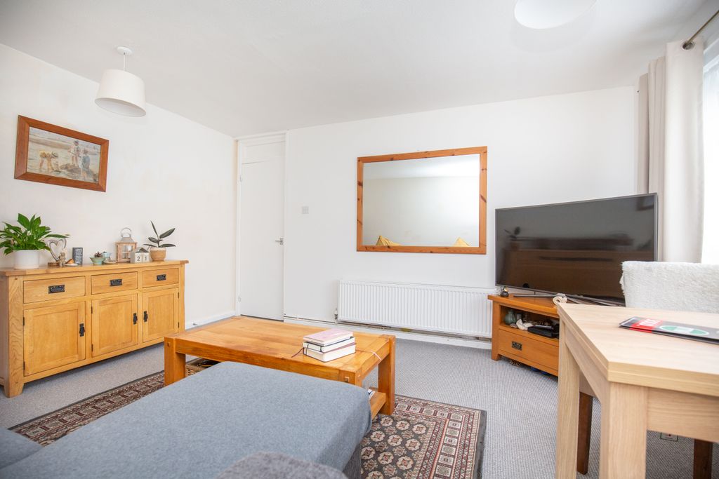Additional image 4 of 2 bed flat for saleEdale, Wilnecote, Tamworth B77
