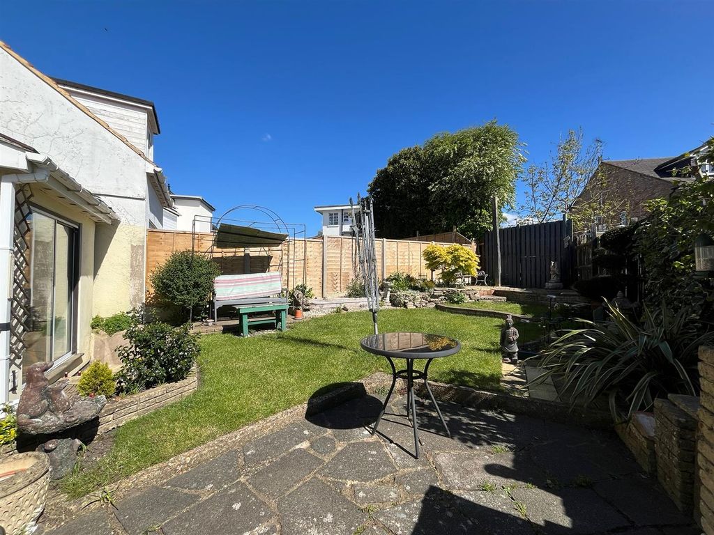 Additional image 11 of 2 bed semi-detached house for saleWolfe Road, Aldershot GU12