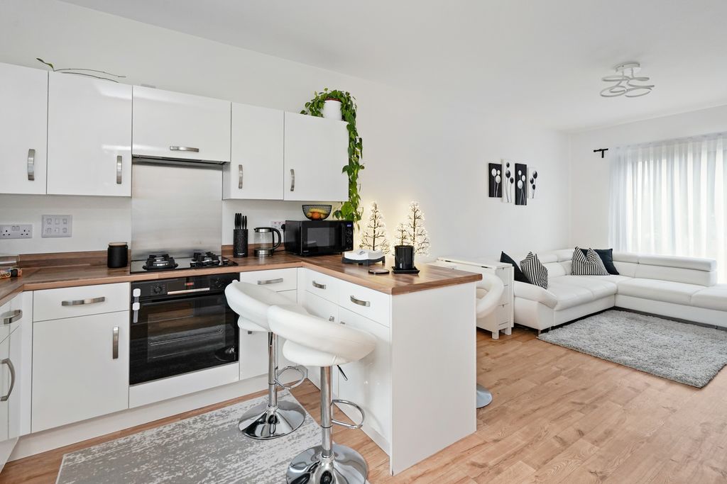 Additional image 7 of 2 bed end terrace house for sale2 Linden Avenue, Gracemount, Edinburgh EH16