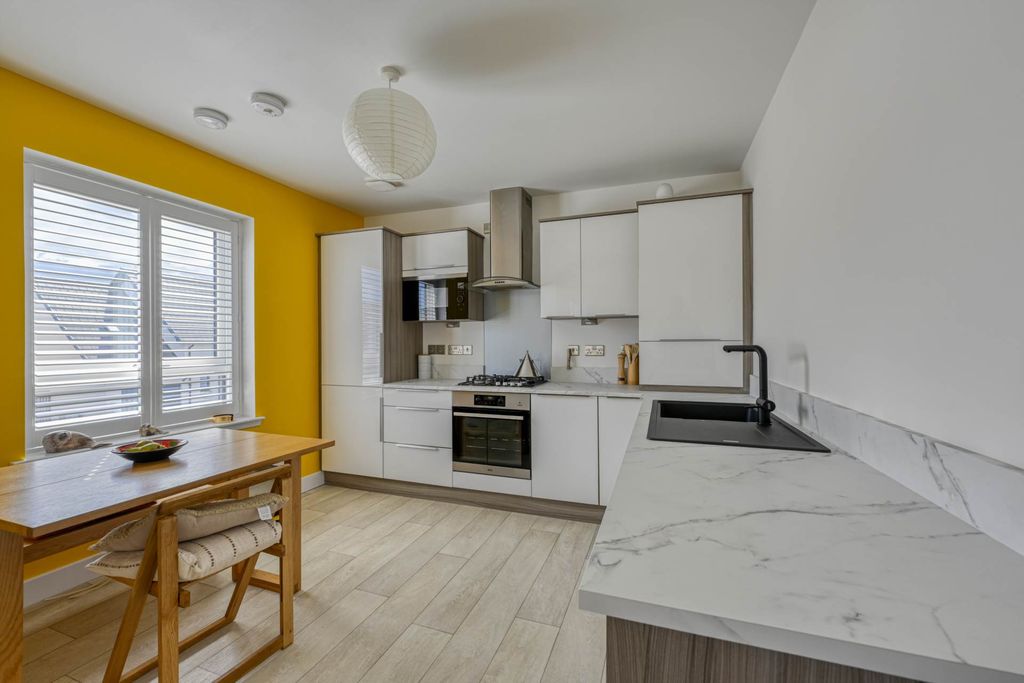 Additional image 5 of 2 bed flat for saleBurnside, Nairn IV12