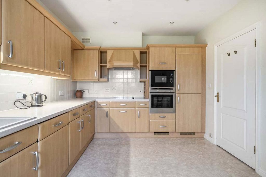 Additional image 7 of 2 bed parking/garage for saleLady Cooper Court, Castle Village, Berkhamsted, Hertfordshire HP4