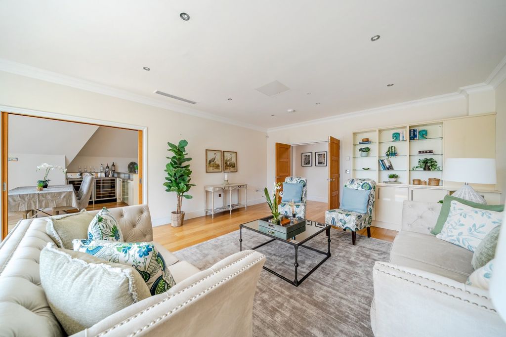 Additional image 17 of 3 bed flat for saleKemerton Road, Beckenham BR3