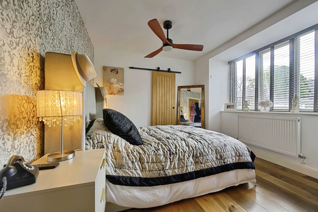 Additional image 6 of 2 bed flat for saleHollins Road, Todmorden OL14