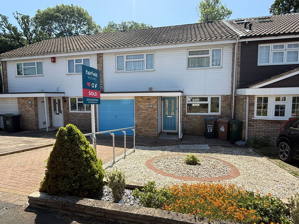 Additional image 2 of 4 bed terraced house for saleLower Tail, Carpenders Park, Watford WD19