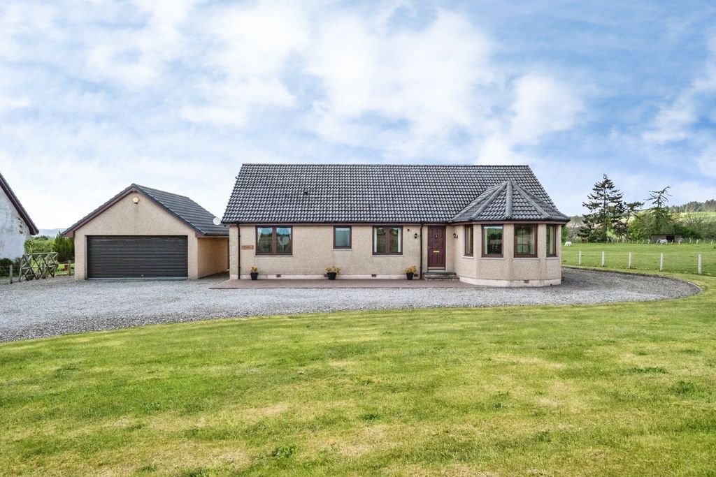 4 bed detached house for saleBurn Farm, Killen IV9