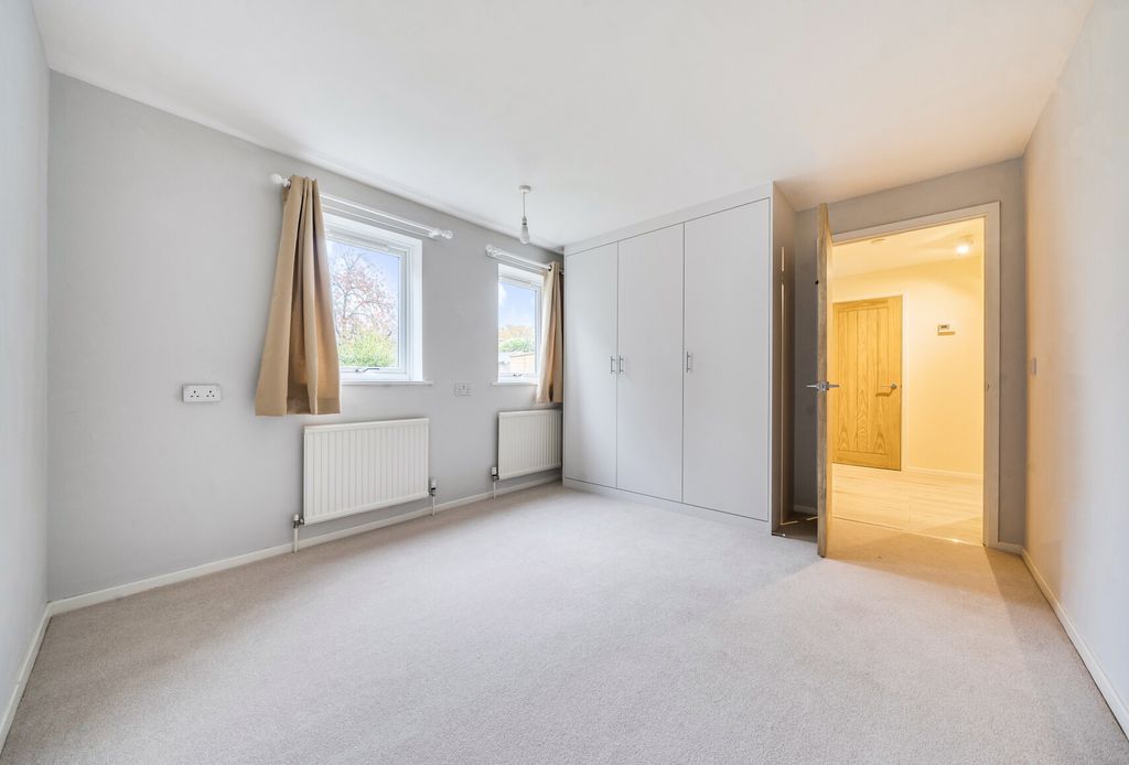 Additional image 8 of 2 bed maisonette for saleSycamore Drive, Carterton, Oxfordshire OX18