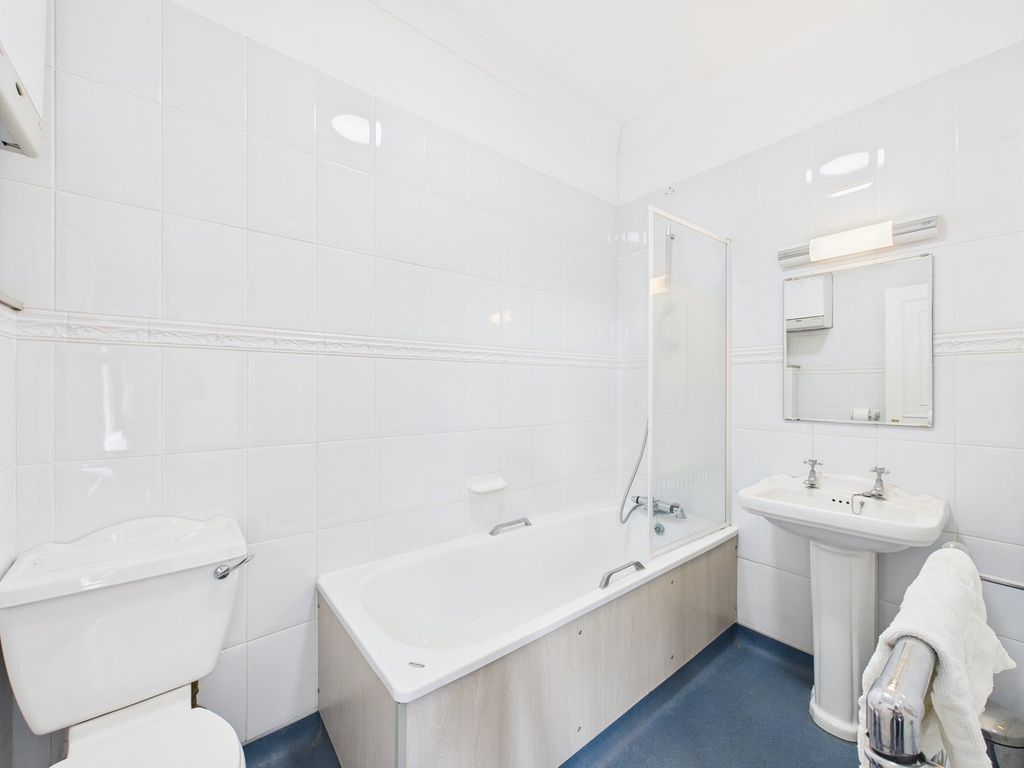 Additional image 21 of 6 bed terraced house for saleVictoria Parade, Broadstairs CT10