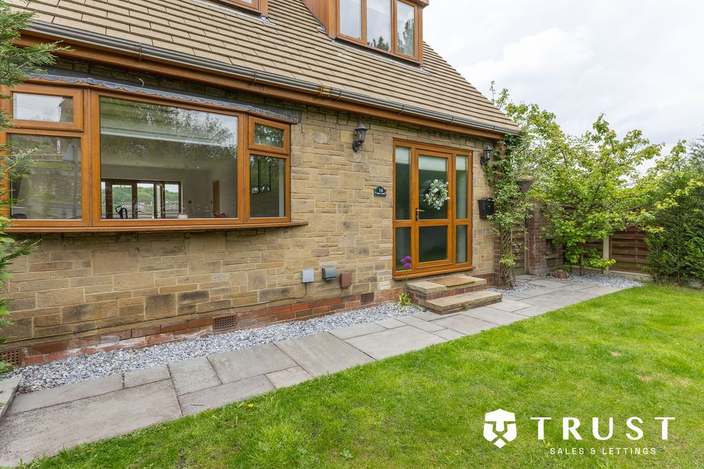 Additional image 47 of 3 bed detached house for saleMill Lane, Batley WF17