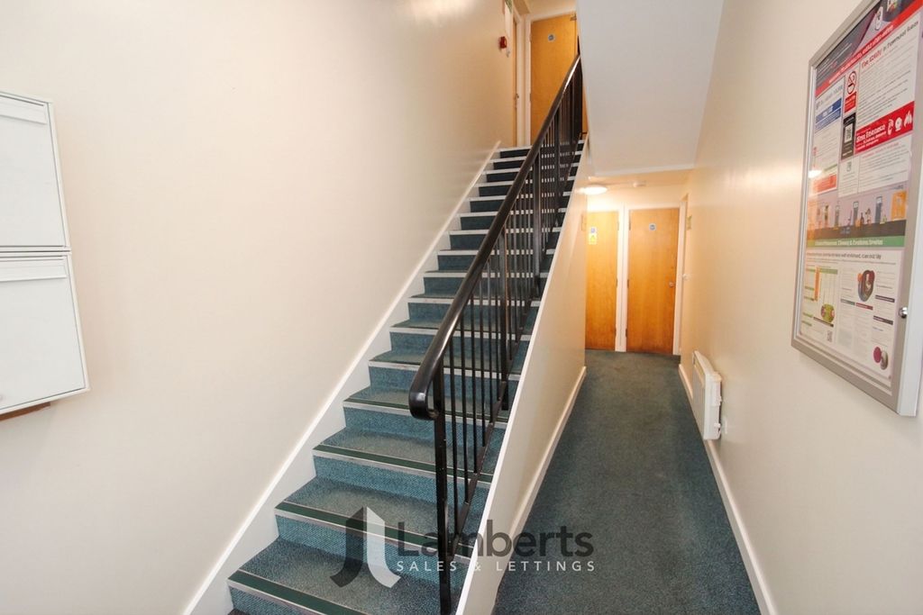 Additional image 14 of 2 bed flat for saleYeomans Close, Astwood Bank B96