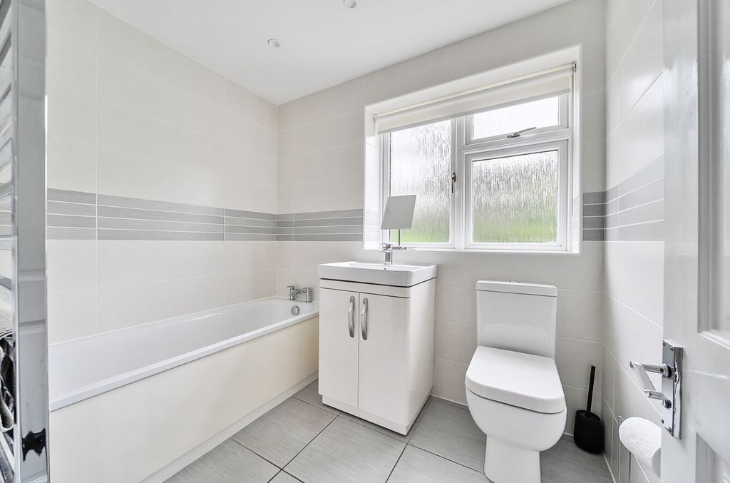 Additional image 23 of 4 bed detached house for saleOakley Road, Bromley Common, Kent BR2