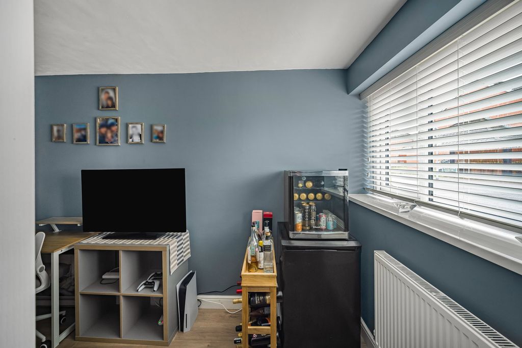 Additional image 4 of 4 bed detached house for saleSword Hill, Caerphilly CF83