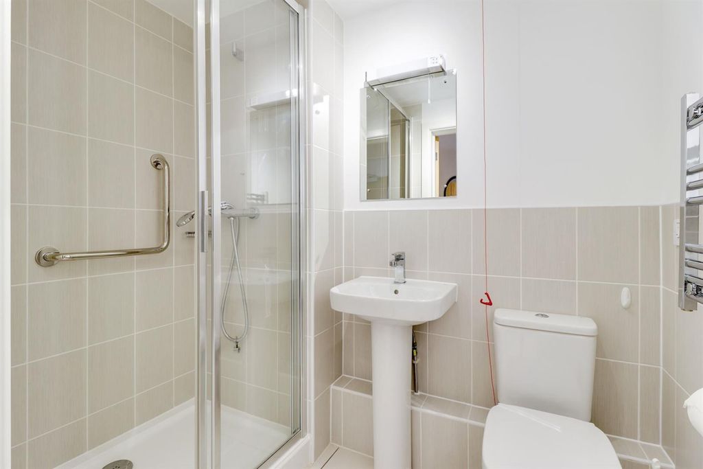 Additional image 9 of 2 bed flat for saleAlbion Road, Bexleyheath DA6