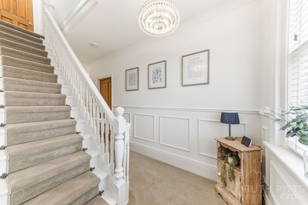 Additional image 30 of 5 bed semi-detached house for saleChurch Street, Brierley, Barnsley S72