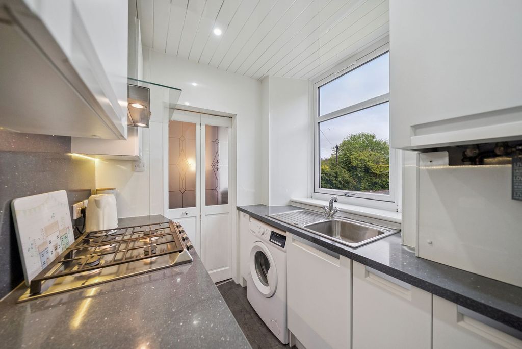 Additional image 6 of 2 bed flat for saleJames Street, Helensburgh G84
