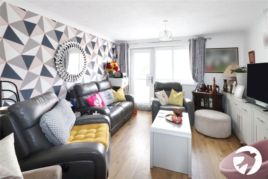 Additional image 2 of 2 bed flat for saleErith Road, Belvedere DA17
