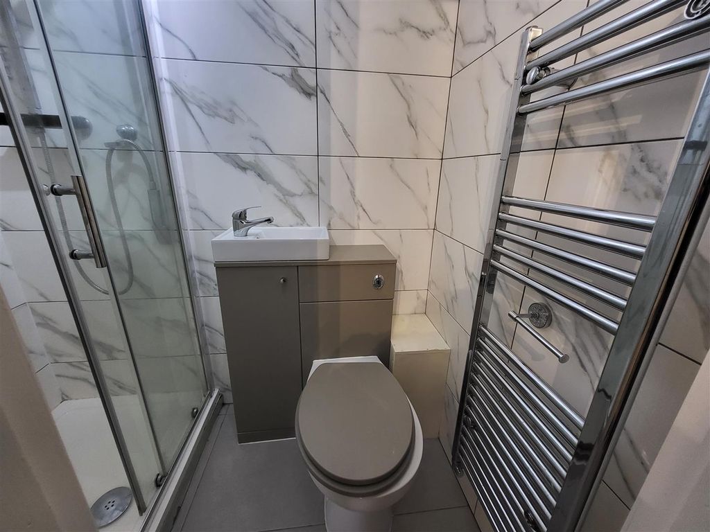Additional image 18 of 5 bed semi-detached house for saleBrunswick Road, Bexleyheath DA6