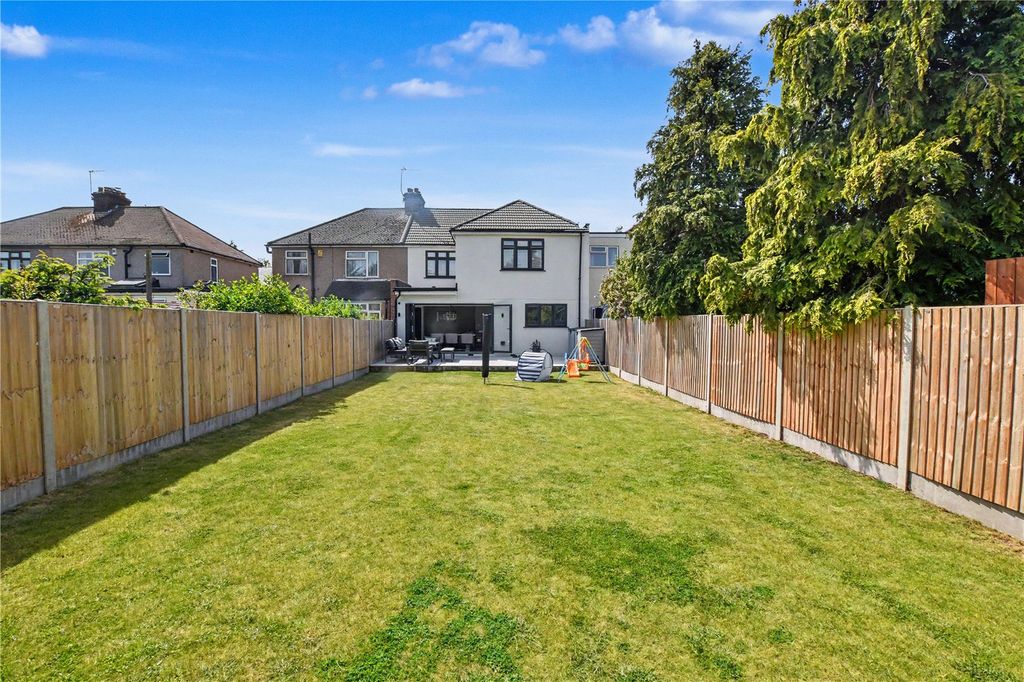 Additional image 15 of 4 bed semi-detached house for saleHaslemere Road, Bexleyheath DA7