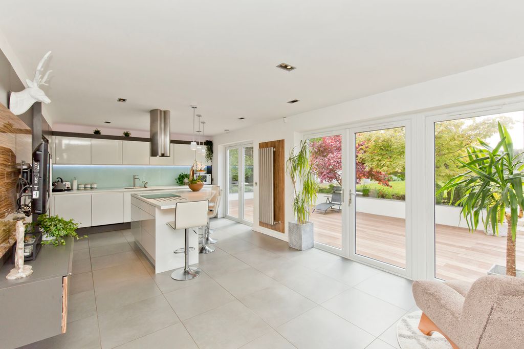Additional image 10 of 5 bed detached house for sale24 Ravelrig Gait, Balerno, Edinburgh EH14
