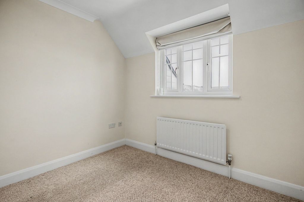 Additional image 9 of 2 bed flat for saleRiver View Terrace, Abingdon OX14