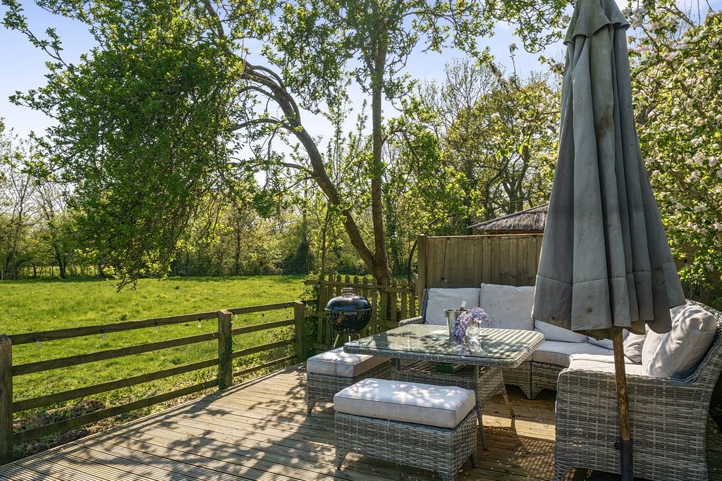 Additional image 21 of 4 bed semi-detached house for saleBalmer Lawn Road, Brockenhurst SO42