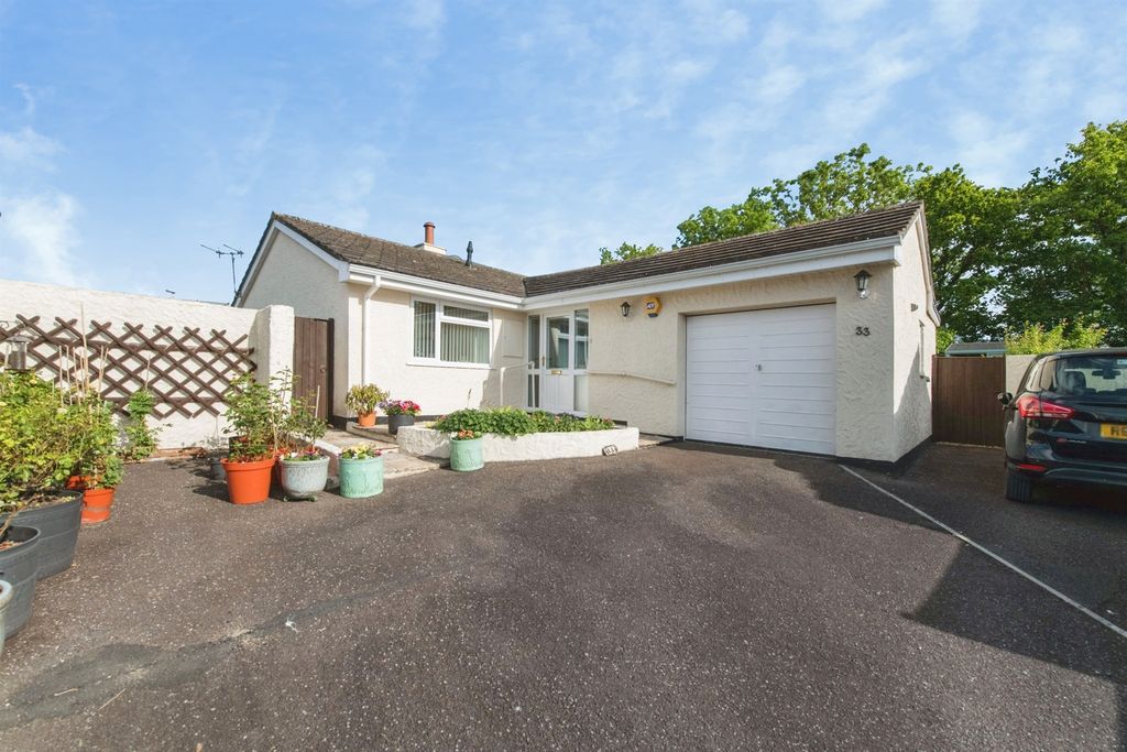3 bed detached bungalow for saleBrunenburg Way, Axminster EX13