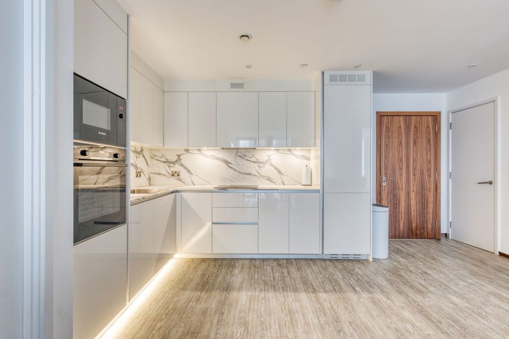 2 bed flat for saleW410 Horizon, St Helier JE2 photo 2