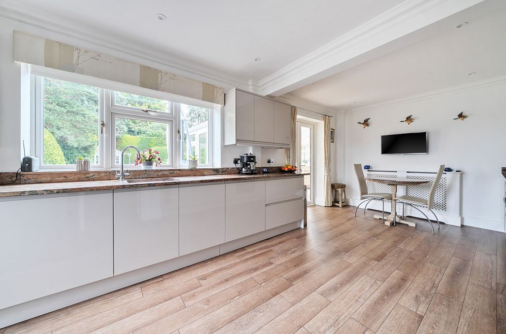Additional image 5 of 4 bed detached house for saleOakley Road, Bromley Common, Kent BR2