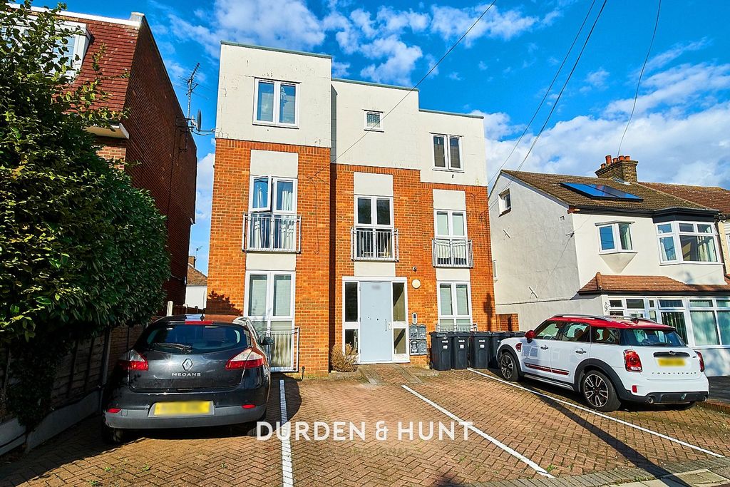 Land for saleTomswood Road, Hainault IG6