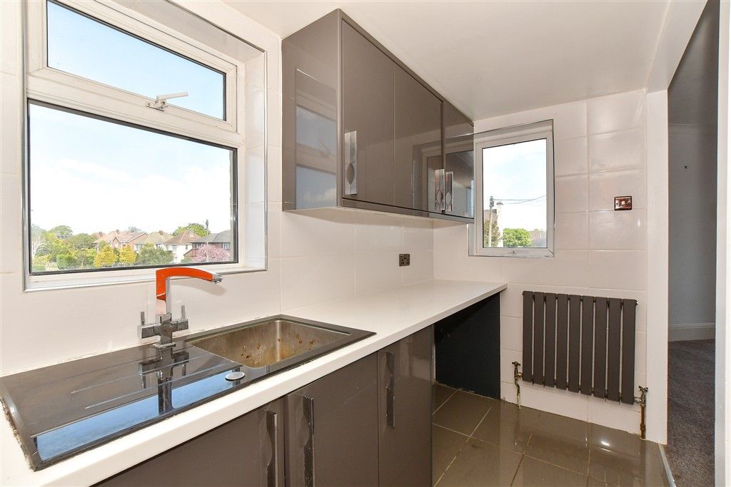 Additional image 3 of 2 bed maisonette for saleMarlborough Road, Ryde, Isle Of Wight PO33