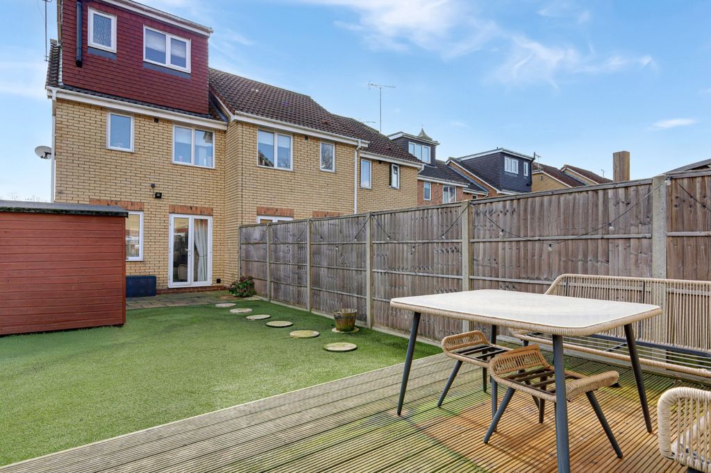 Additional image 20 of 3 bed end terrace house for saleArmath Place, Langdon Hills, Essex SS16