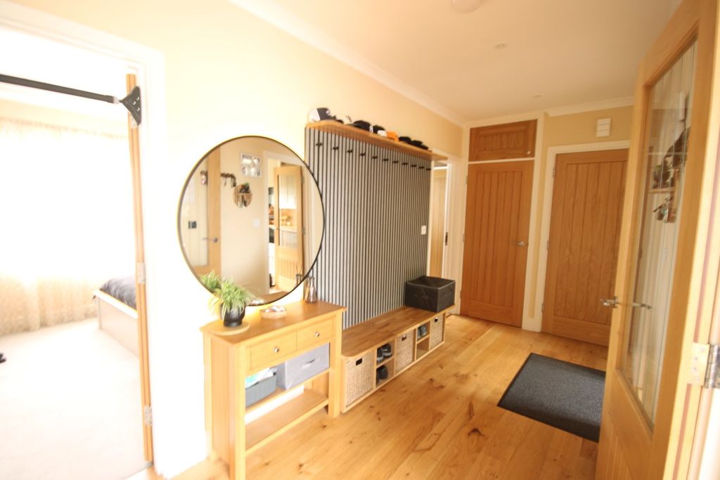 Additional image 3 of 2 bed flat for saleElizabeth Close, St Brelade JE3