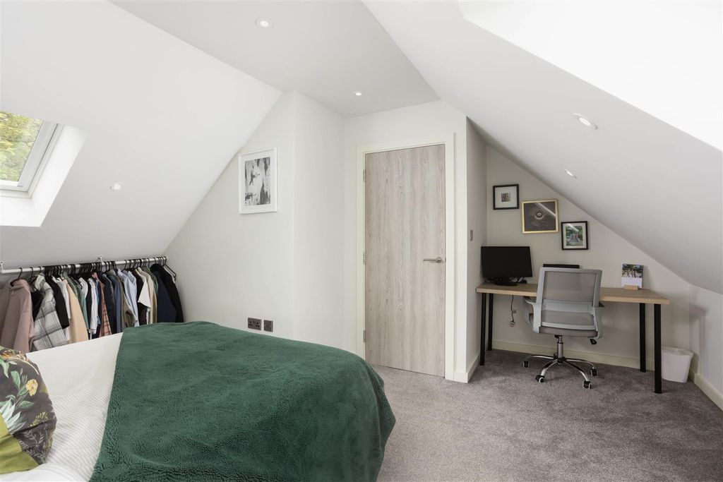 Additional image 14 of 4 bed terraced house for saleCliff Oaks, Fawcett Lane, Wortley, Leeds LS12