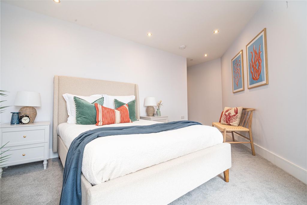 Additional image 8 of 2 bed flat for saleBreakwater Way, Sandown PO36