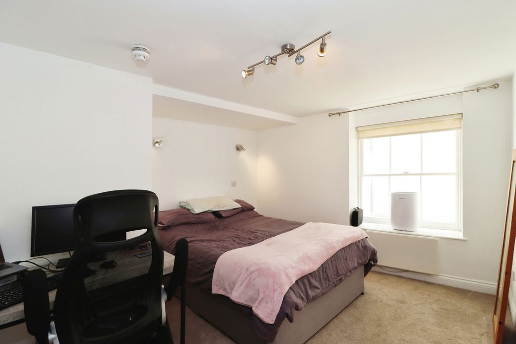 Additional image 10 of 2 bed flat for saleLong Street, Dursley, Gloucestershire GL11