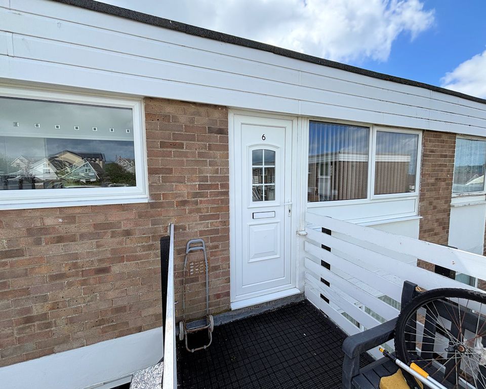 Additional image 4 of 2 bed flat for saleTy Ceredig, Tywyn LL36