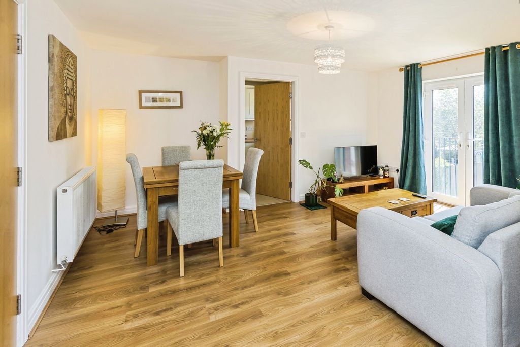 Additional image 9 of 2 bed flat for saleHolywell Road, Mold, Clwyd CH7