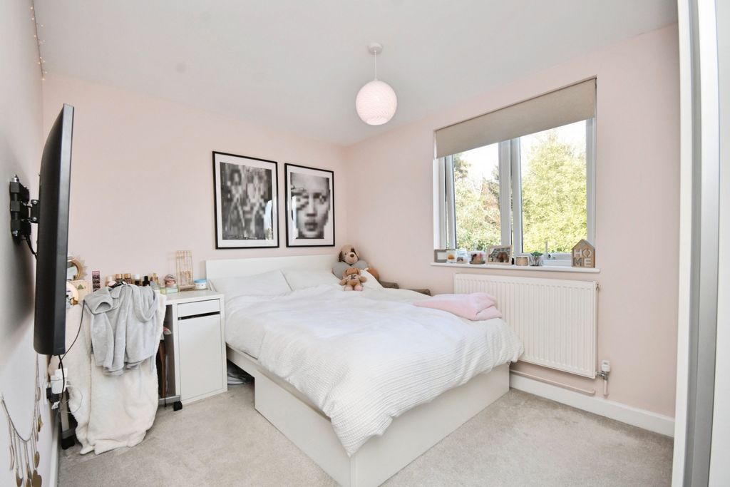 Additional image 13 of 4 bed detached bungalow for saleRosemary Avenue, Broadstairs, Kent CT10