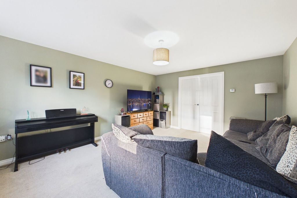Additional image 6 of 4 bed detached house for saleSpeckled Wood Close, Attleborough NR17
