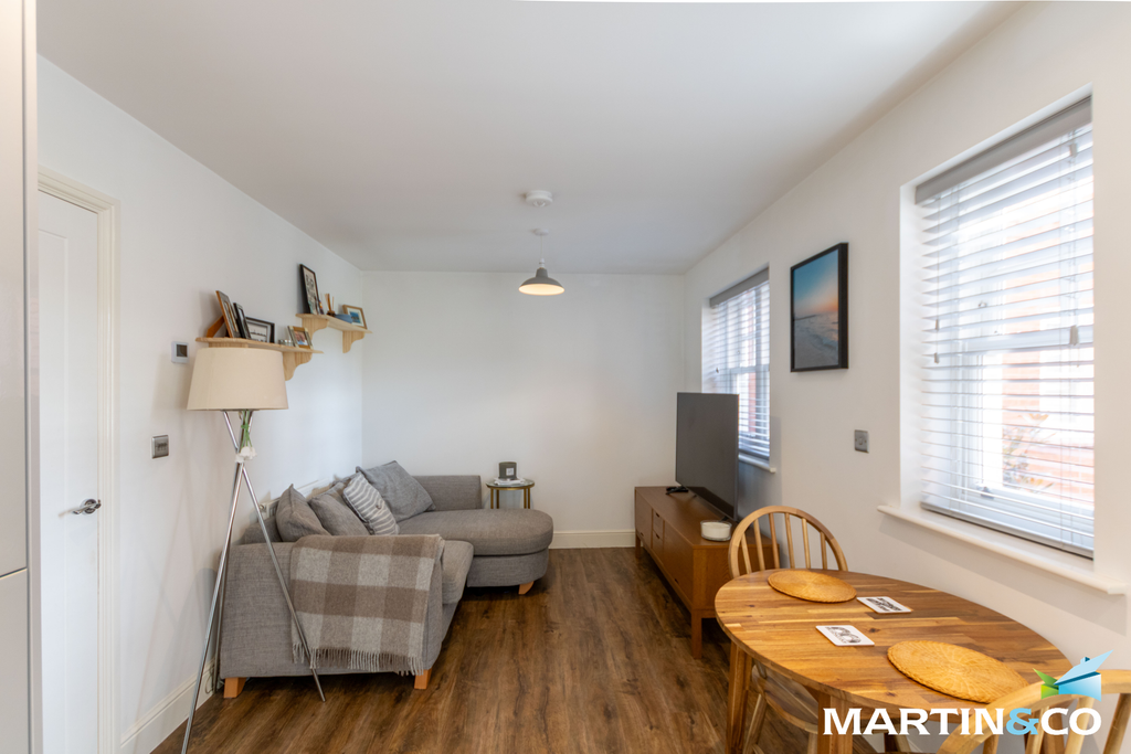 1 bed flat for saleMacniece Close, Selly Oak B29 photo 2