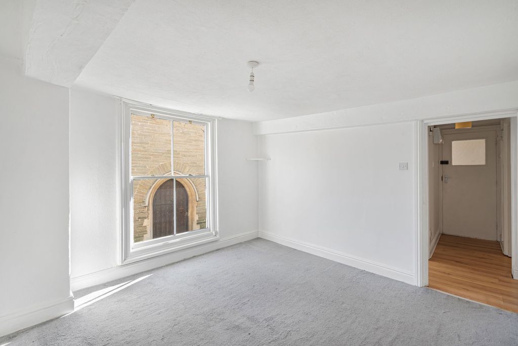 Additional image 5 of 3 bed flat for saleFore Street, Kingsbridge TQ7