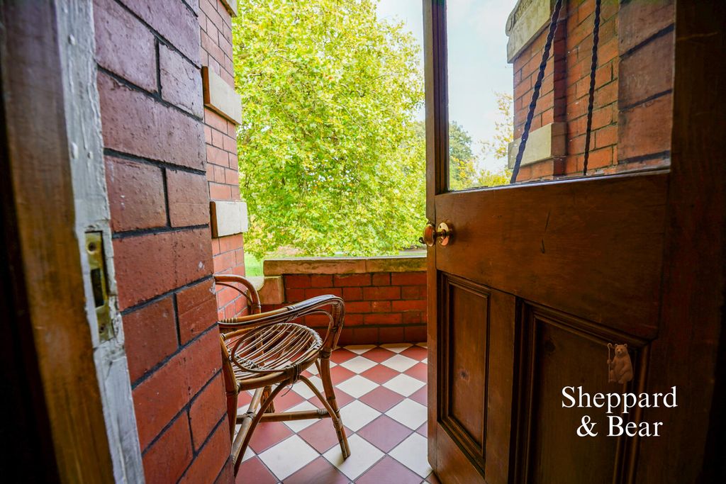 Additional image 6 of 3 bed flat for saleNinian Road, Cardiff CF23