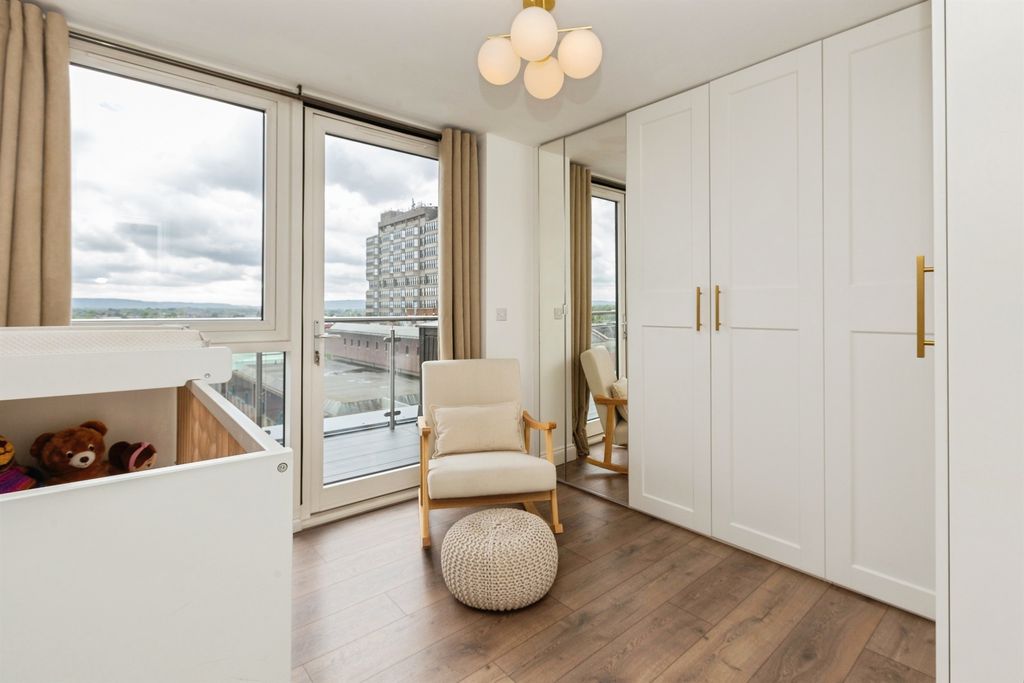 Additional image 13 of 2 bed penthouse for saleGreat Western Street, Aylesbury HP20