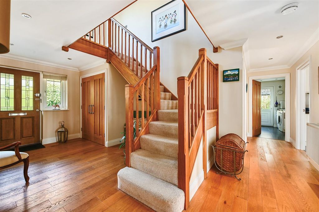 Additional image 14 of 4 bed detached house for saleClavering Walk, Cooden, Bexhill-On-Sea TN39