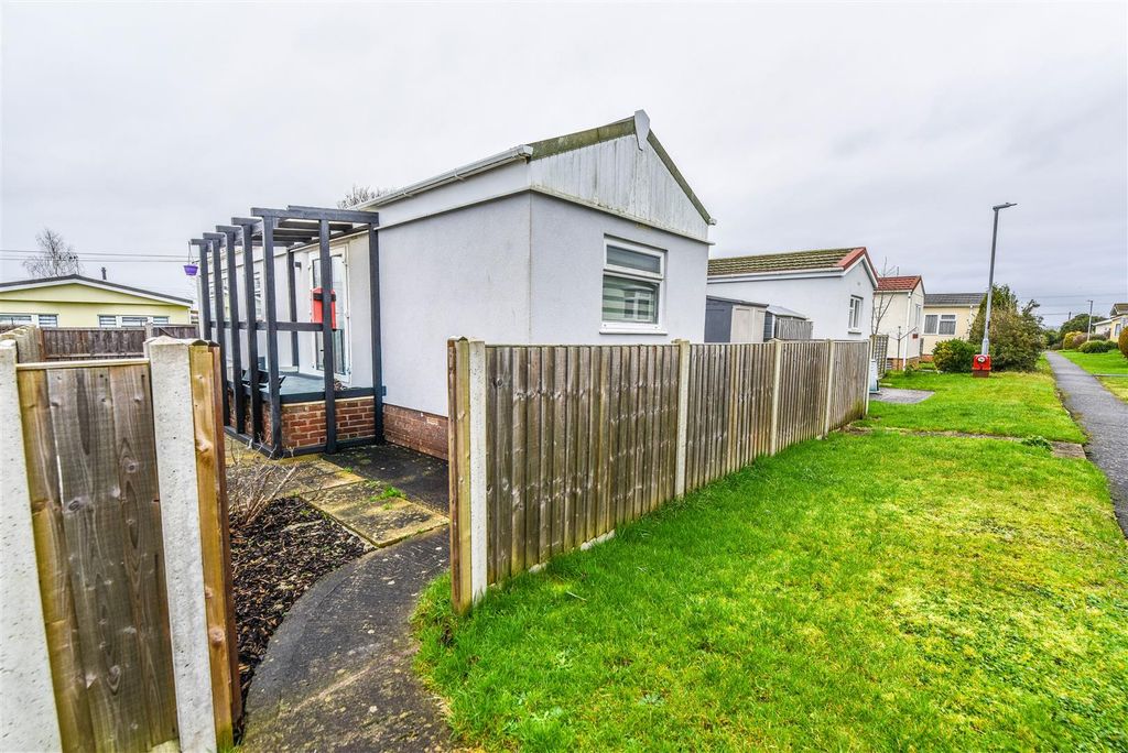 Additional image 15 of 1 bed mobile/park home for saleBerkeley Vale Park, Berkeley GL13