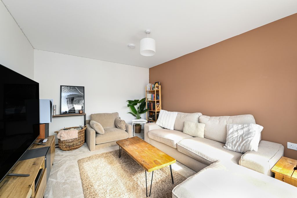 Additional image 3 of 3 bed end terrace house for sale48 Brocken Brigg Parkway, Gilmerton, Edinburgh EH17